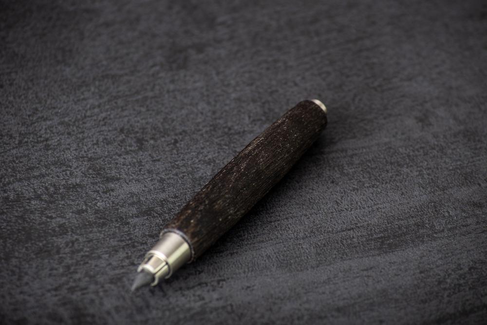 Bleistift 5,6 mm Mooreiche, gebürstet